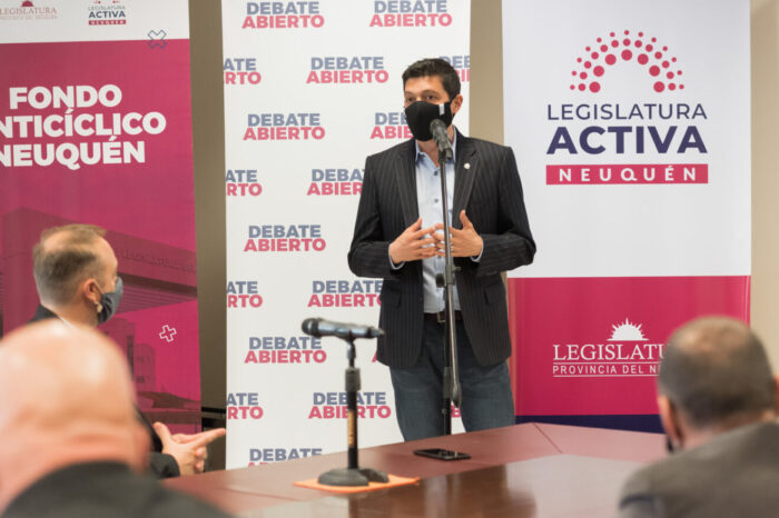 Con nuevos expositores, se realizó la cuarta jornada del “Debate Abierto: Fondo Anticíclico Neuquén”