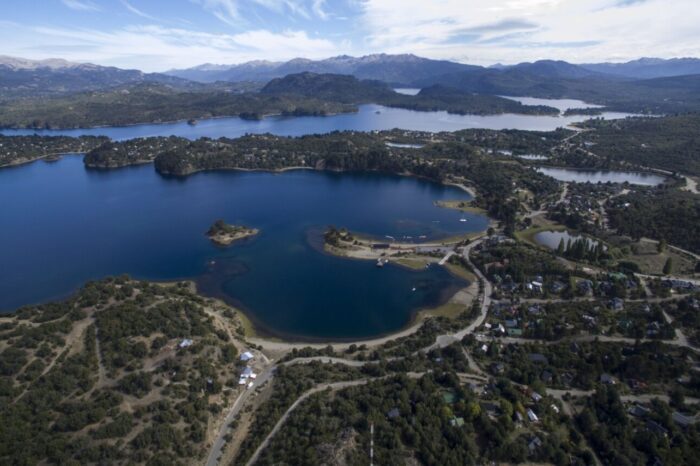 Villa Pehuenia tendrá un paseo comercial a cielo abierto “La Araucarías”