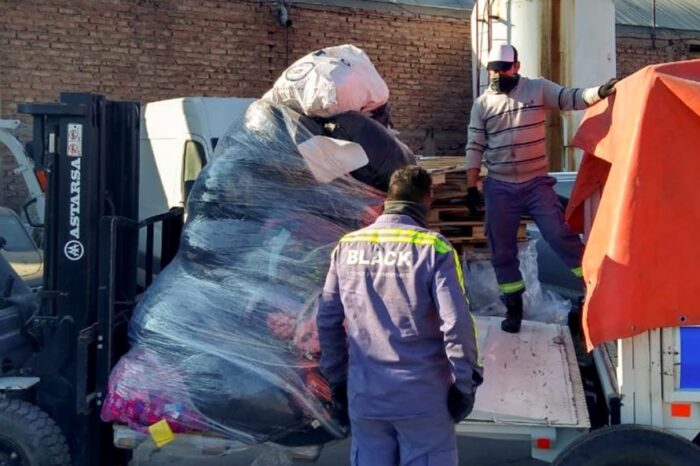 Recuperan mercadería decomisada por aduana para donar en Neuquén