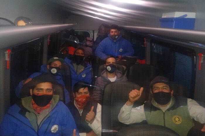 Brigadistas del Parque Nacional Lanín viajaron para sumarse al combate de los incendios forestales en Calilegua
