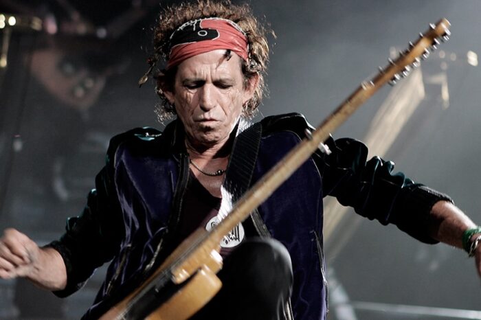 Keith Richards lanza un nuevo video de su clásico de 1992, "Hate It When You Leave”