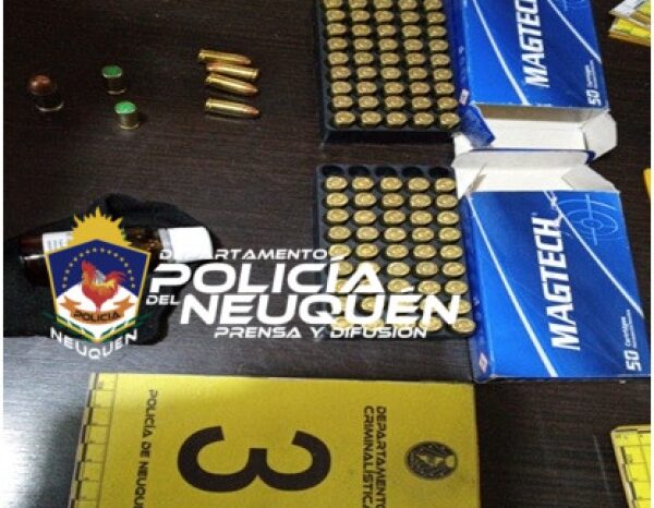 En allanamientos secuestran estupefacientes, armas de fuego y municiones