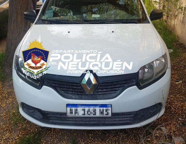 Recuperan un automóvil minutos después de haber sido robado