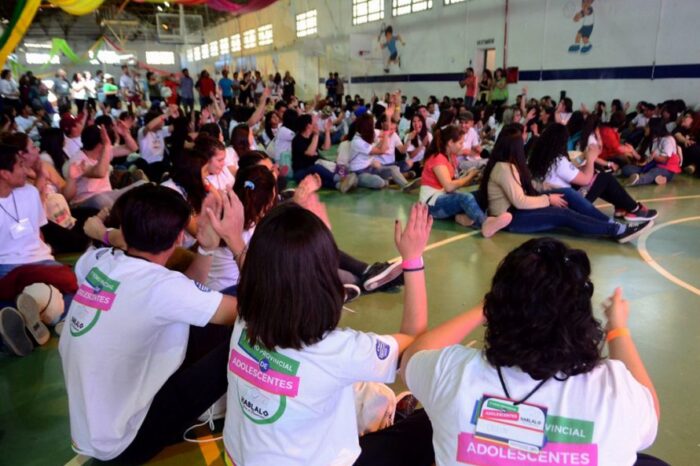 Adolescentes se preparan para el 4° Foro Provincial