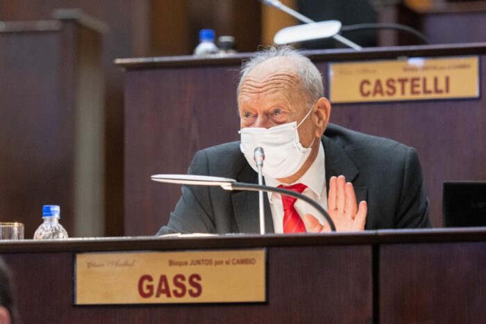 El diputado Cesar Gass de Juntos por el Cambio, presentó el proyecto de creación del Banco de Datos Genéticos.