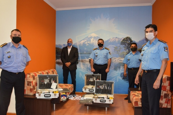 Jefatura de la Policía entregó elementos de "Intervención Primaria en el Lugar del Hecho"