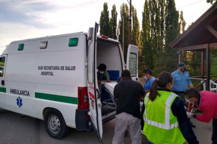 Policías salvaron la vida de un hombre que sufría un paro cardíaco sobre Ruta 40