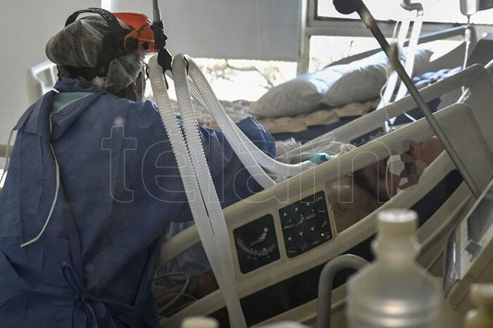 Más de 35.000 personas murieron desde el inicio de la pandemia en el país
