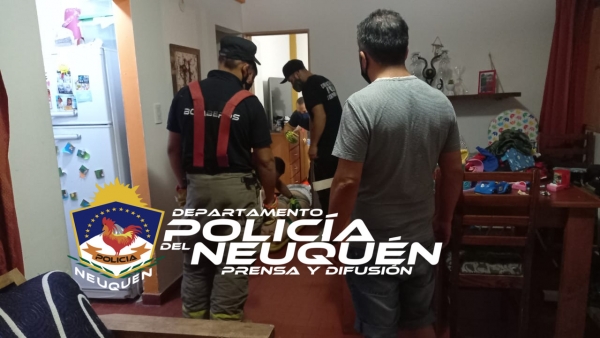 Policía asistió a una mujer que se encontraba lesionada en su domicilio