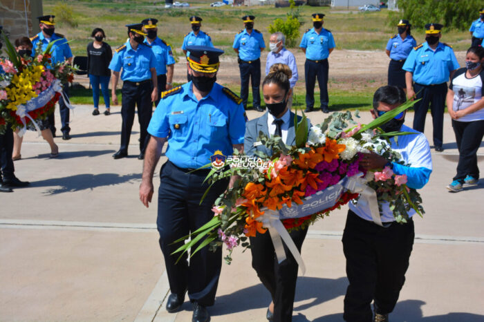 Acto día de los mártires "cenotafio caídos en cumplimiento del deber"