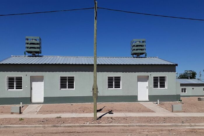 Entregaron viviendas a 45 familias de Neuquén