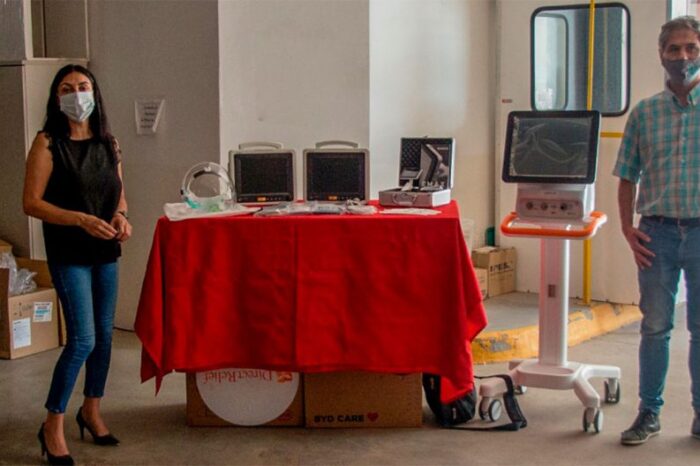 Entrega de equipamiento para el hospital Heller