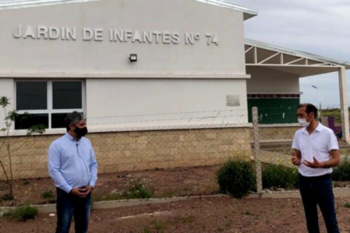 El gobernador visitó hoy Villa El Chocón