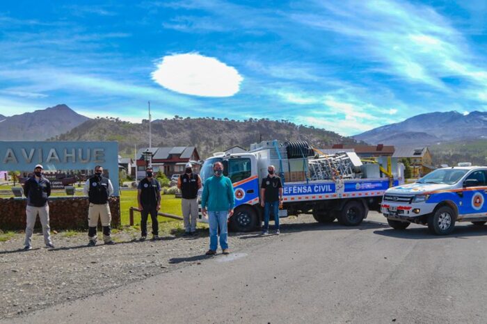 Instalan nuevo instrumental de sismografía para ampliar la red de monitoreo del volcán Copahue