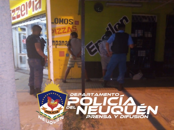 Demoran a dos jóvenes tras intentar agredir a un transeúnte
