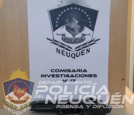 Demoran a un presunto autor de amenazas calificadas y secuestran un arma de fuego en un allanamiento