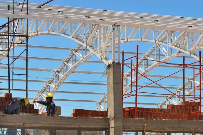 Ingresos Brutos: Gutiérrez anunció disminución del 50% para los sectores de la construcción