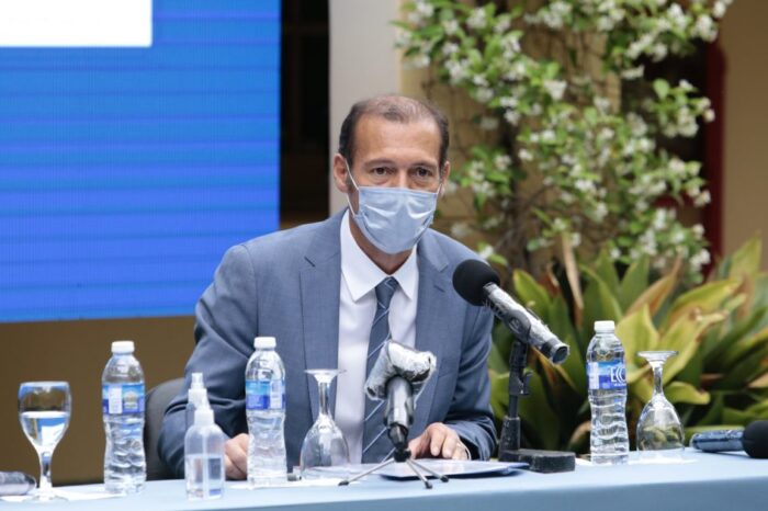 Gutiérrez anunció el pago del aguinaldo para el sector público