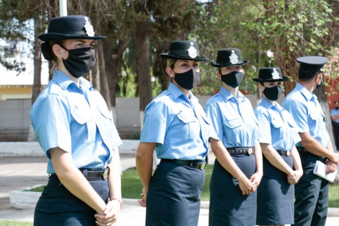 El gobierno autoriza compra de uniformes para la Policía por 45,5 millones de pesos