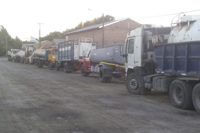 Camioneros de Junín de los Andes, suben a la ruta, en reclamo por falta de pago