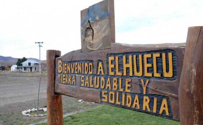 Poda en la localidad de El Huecú