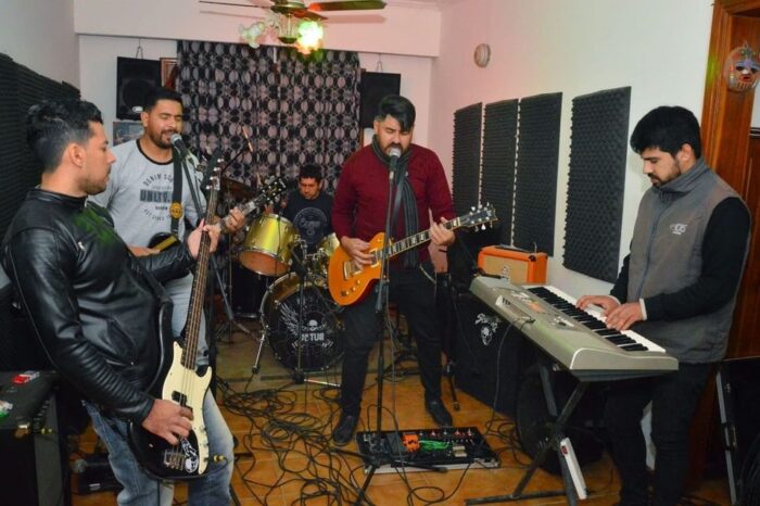 La Banda AmpliTUB emana  hard Rock