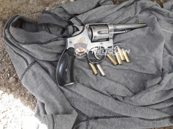 Amenazó esgrimiendo un arma, fue demorada y llevada a la Comisaría