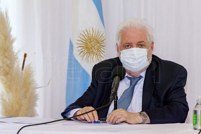 Ginés advirtió por la suba de casos: "La mitad de los argentinos vive en zonas de alto riesgo"