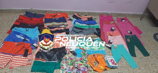 Sustrajo varios elementos de una tienda y fue demorado