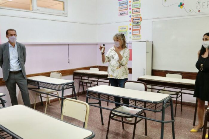 Gutiérrez anunció el inicio de clases con presencialidad alternada