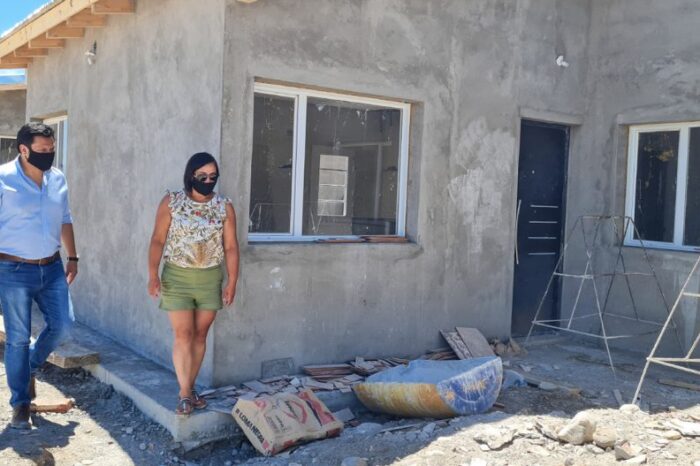 Las Lajas lleva adelante un plan de viviendas con asistencia de la Provincia