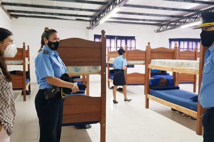Merlo visitó escuelas de Policía de cara al ciclo lectivo 2021