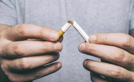 Aléjate de cigarrillo, aléjate del cáncer