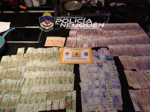 Allanamientos por causas por estafa en la capital neuquina