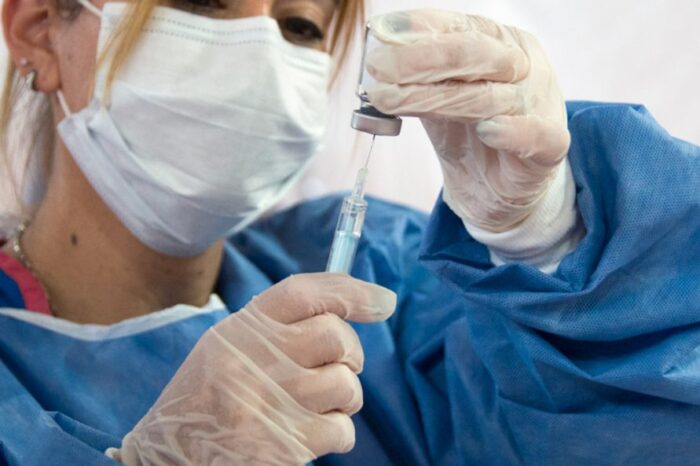 Vacunación Covid-19: llegaron a Neuquén 3.500 dosis del segundo componente