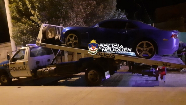 Conductor ebrio manejaba un costos automóvil