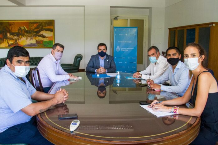 Darío Martínez analizó la política energética con intendentes de la provincia del Neuquén