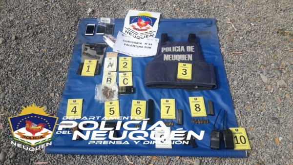 Secuestran armas de fuego, chalecos balísticos, estupefacientes en allanamientos