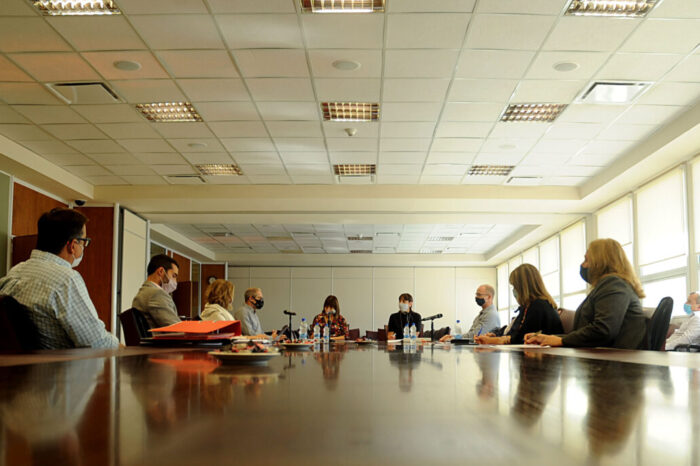 Exponen sobre la iniciativa que establece un régimen de servidumbre administrativa de telecomunicaciones en la provincia