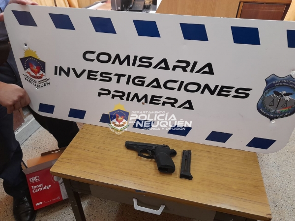 Secuestran un arma de fuego en un allanamiento