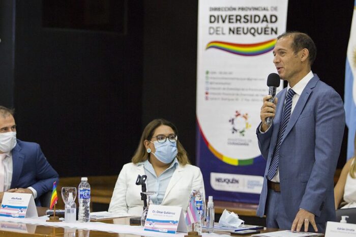 Gutiérrez presidió la conformación de la mesa Interministerial para personas trans