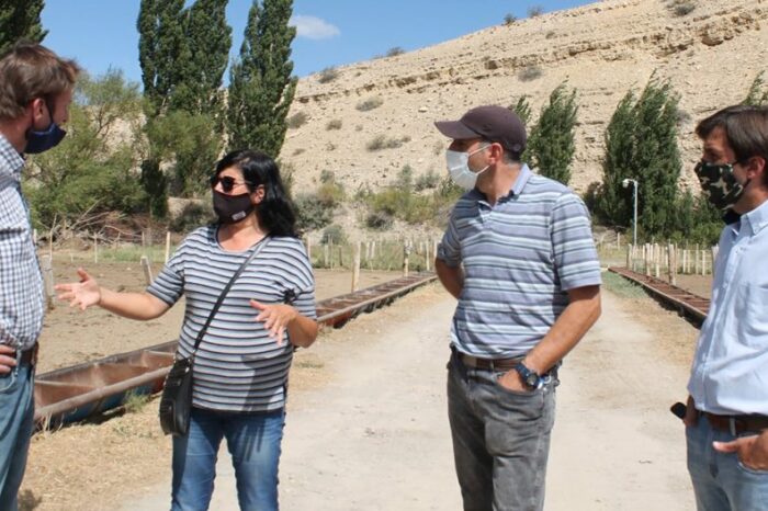 López Raggi recorrió municipios y emprendimientos de la zona centro