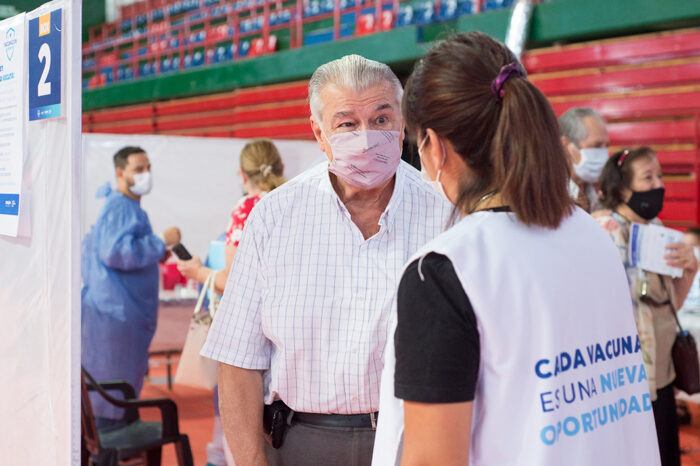 Vacunación COVID-19: comenzó la aplicación de las nuevas vacunas enviadas por Nación