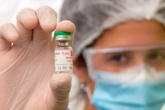 Vacunación COVID-19: Llegaron a Neuquén 6.000 nuevas dosis del segundo componente