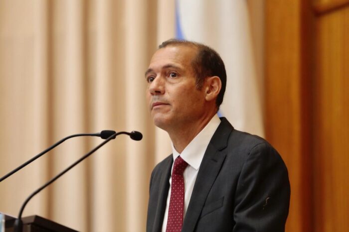 Neuquén: Gutiérrez anunció plan de vacunación hasta 2023 al inaugurar las sesiones