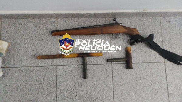 Siete demorados, les secuestran armas, drogas, dinero en efectivo y elementos malhabidos