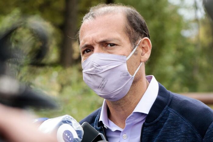 COVID-19: mañana comienza la vacunación a docentes