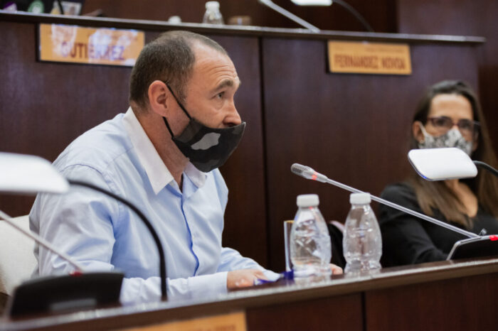 Apoyo a la extensión de beneficio impositivo para productores de peras y manzanas