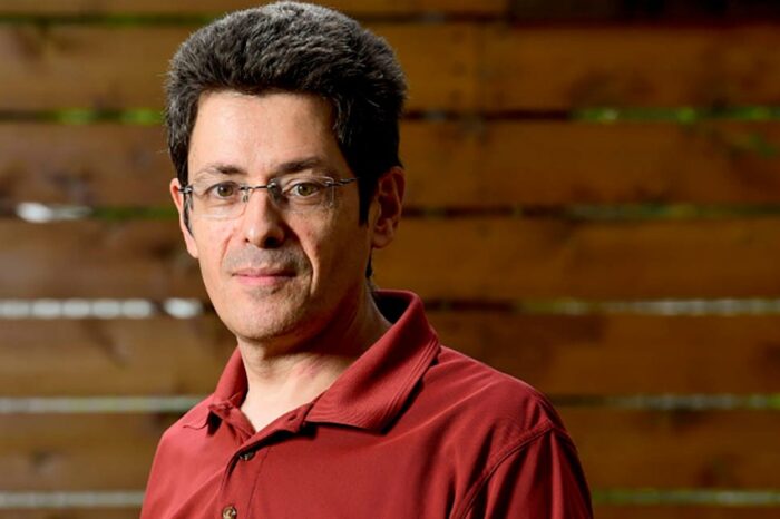 La principal forma de transmisión del coronavirus es por aire