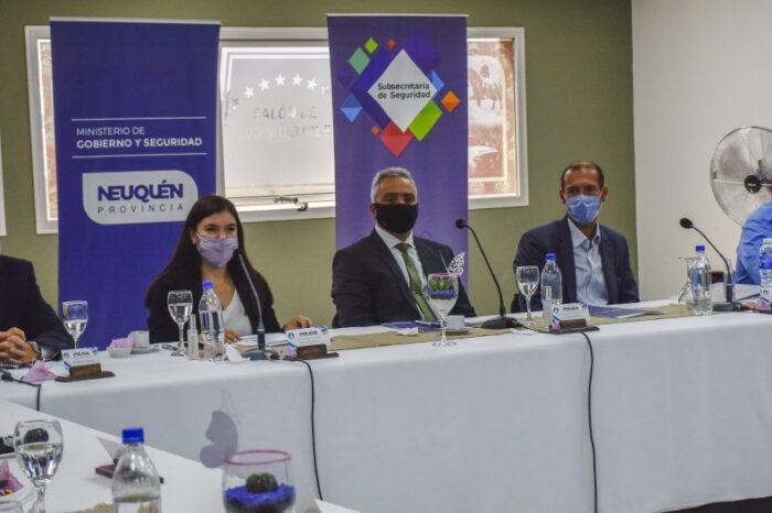 Se realizó una mesa de trabajo entre los poderes Ejecutivo y Judicial sobre el uso de dispositivos electrónicos